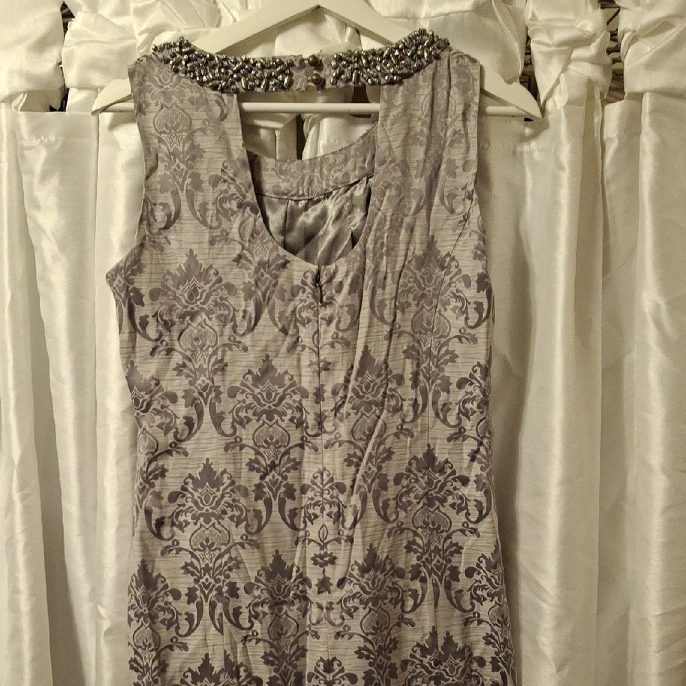 Eci Elegant Gray Sleeveless Dress with Beaded Neckline 4 💛💛💛💛 - Picture 11 of 15